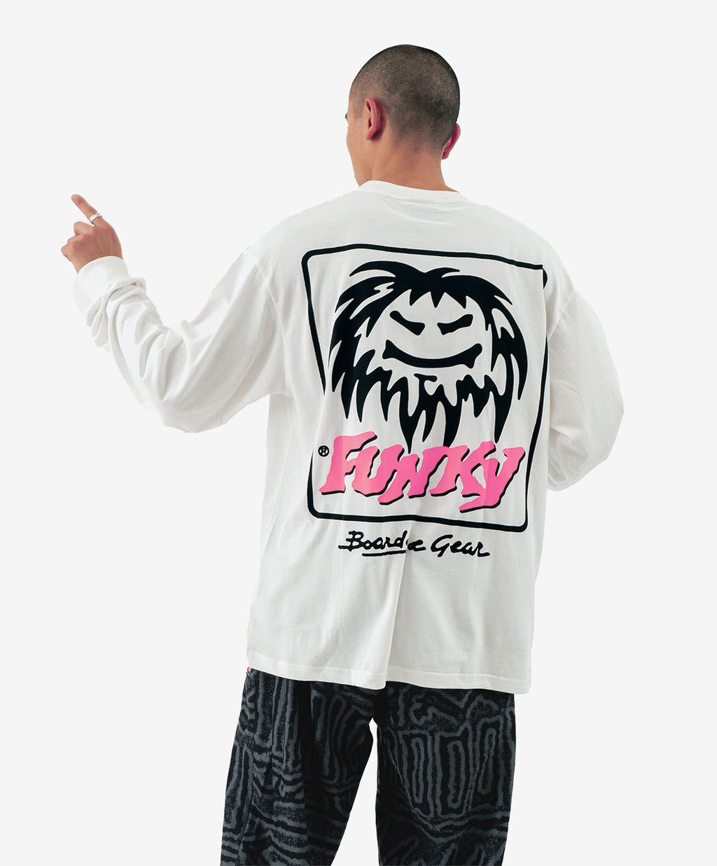 OG LONG SLEEVE TEE WHITE